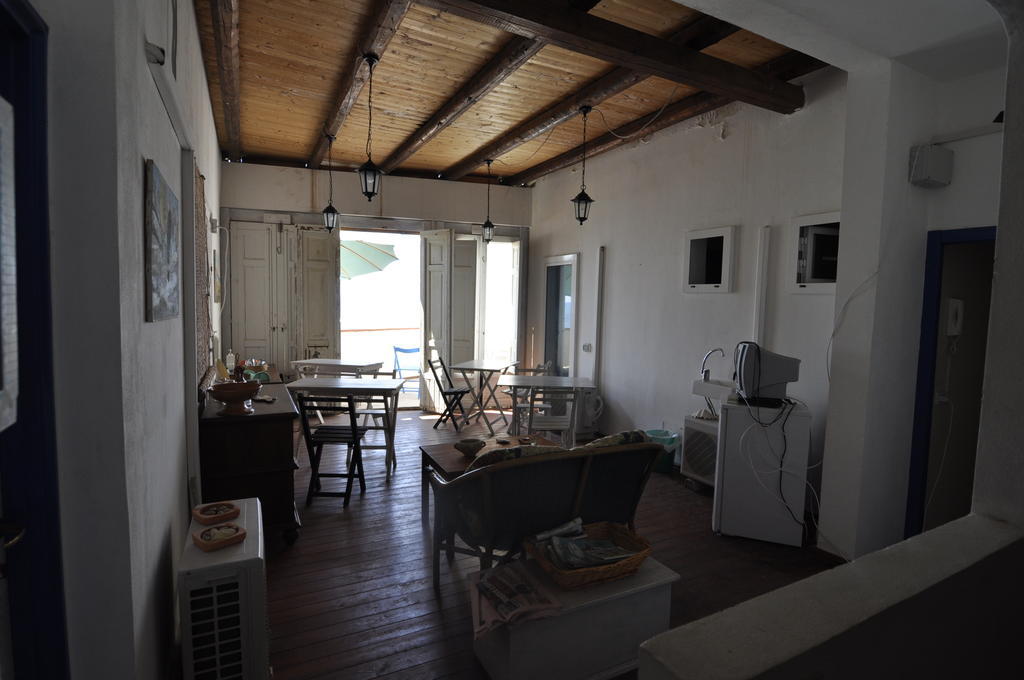 Plaza Beach Hostel Santa Croce Camerina Dış mekan fotoğraf