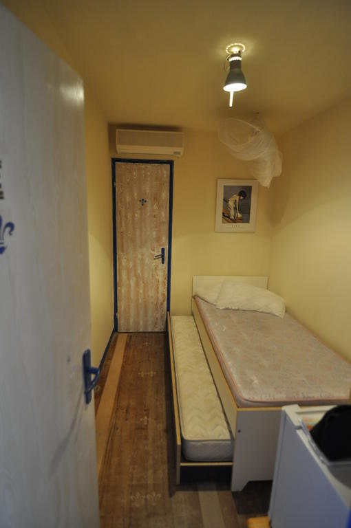 Plaza Beach Hostel Santa Croce Camerina Dış mekan fotoğraf