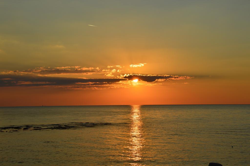 Plaza Beach Hostel Santa Croce Camerina Dış mekan fotoğraf