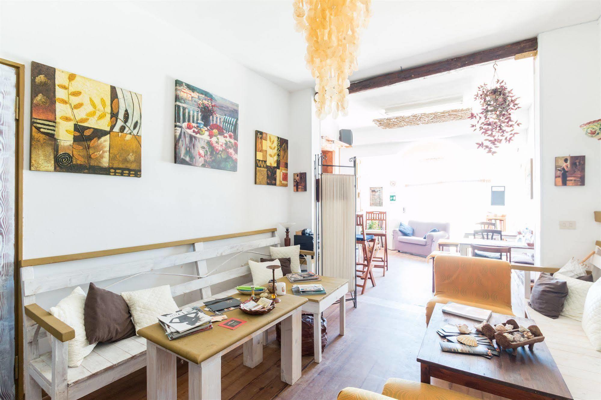Plaza Beach Hostel Santa Croce Camerina Dış mekan fotoğraf