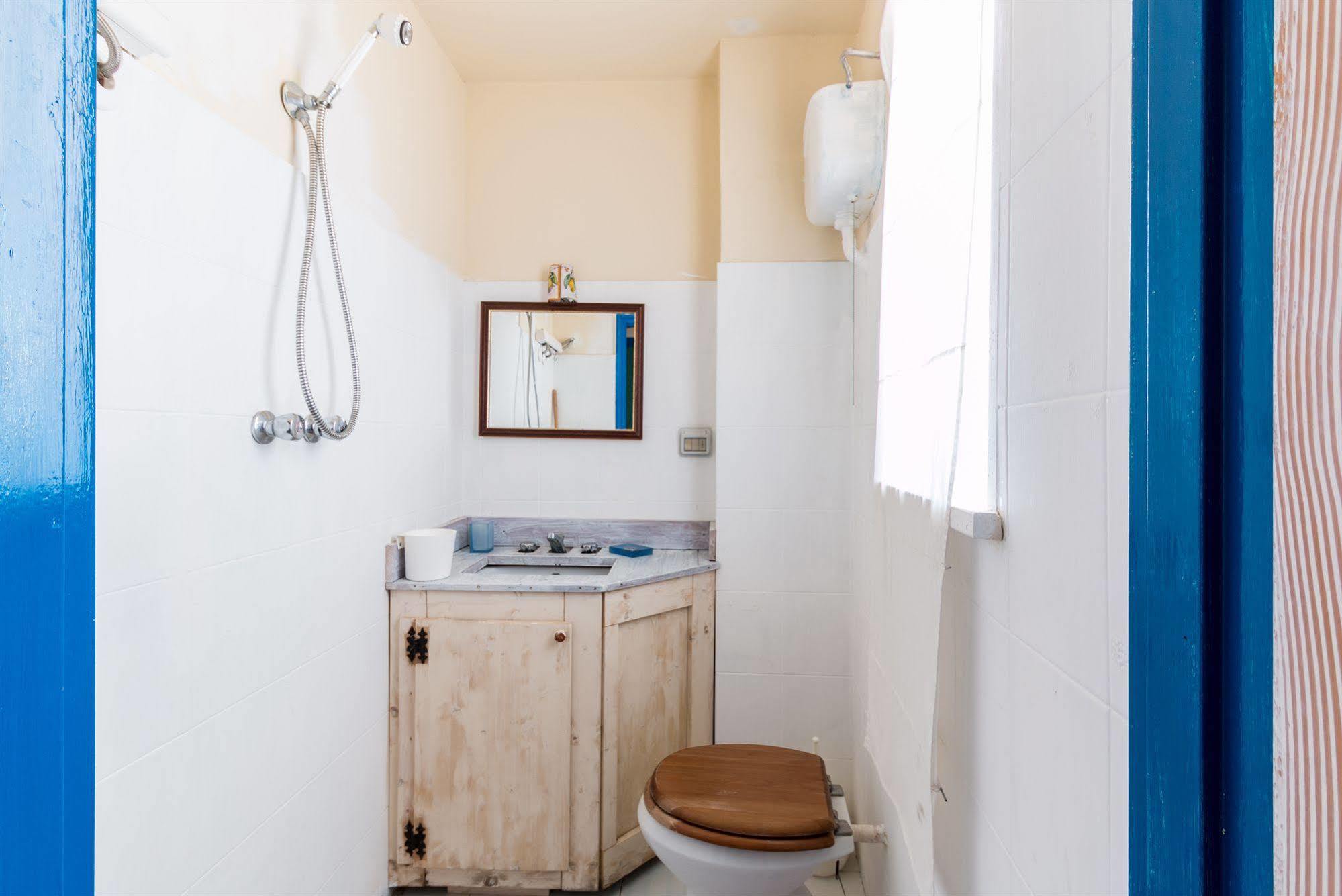 Plaza Beach Hostel Santa Croce Camerina Dış mekan fotoğraf