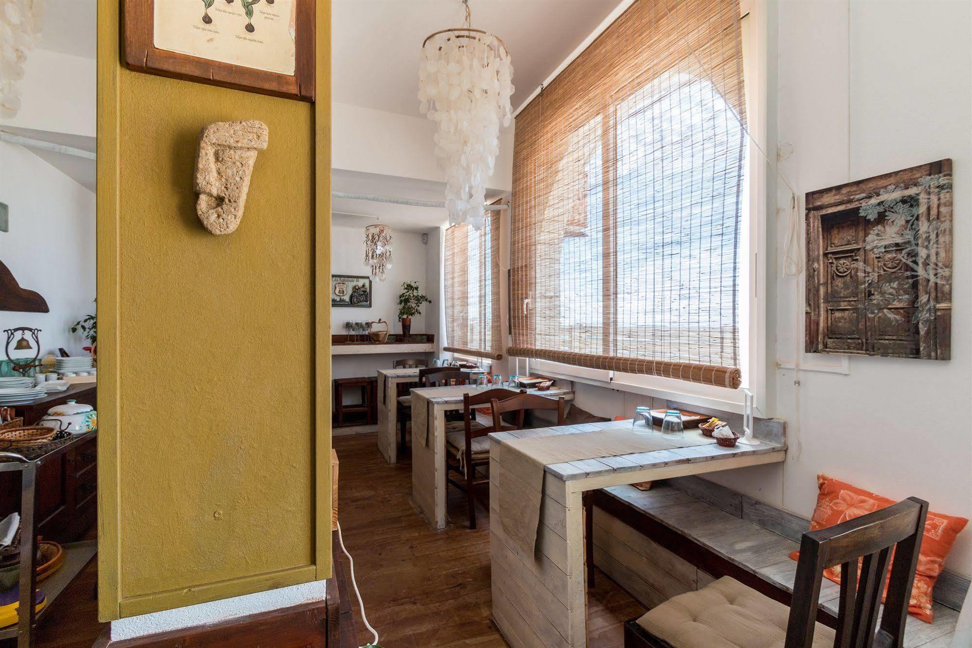 Plaza Beach Hostel Santa Croce Camerina Dış mekan fotoğraf