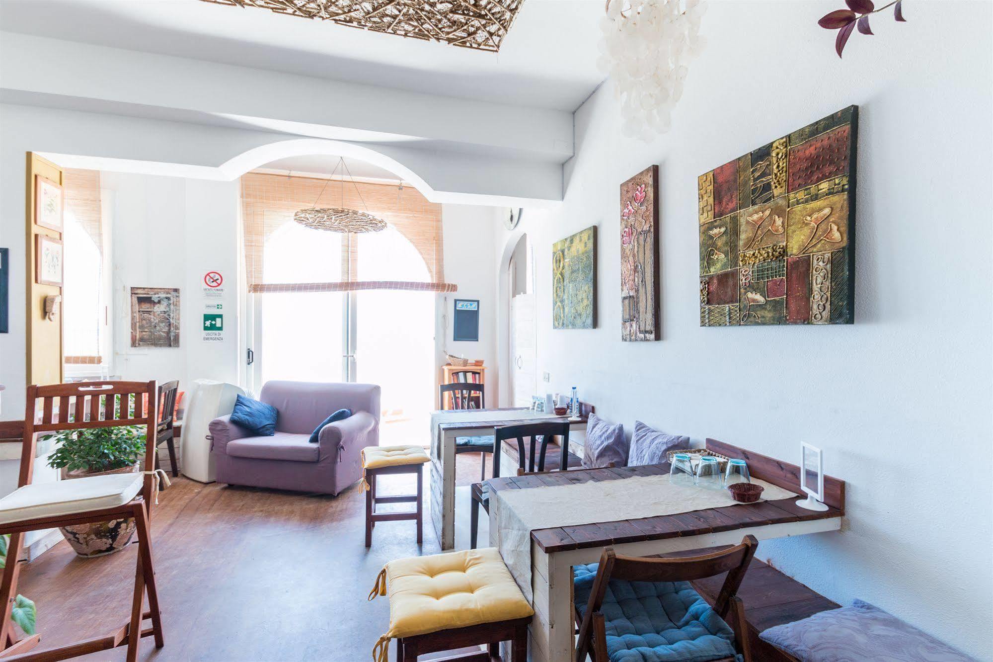 Plaza Beach Hostel Santa Croce Camerina Dış mekan fotoğraf